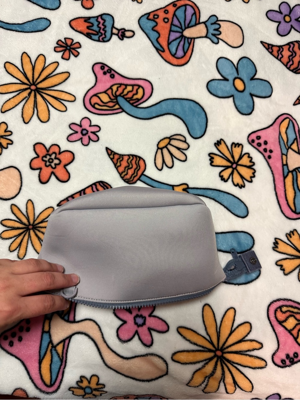 Dagne Dover Gray Neoprene Zip Pouch - Picture 3 of 3